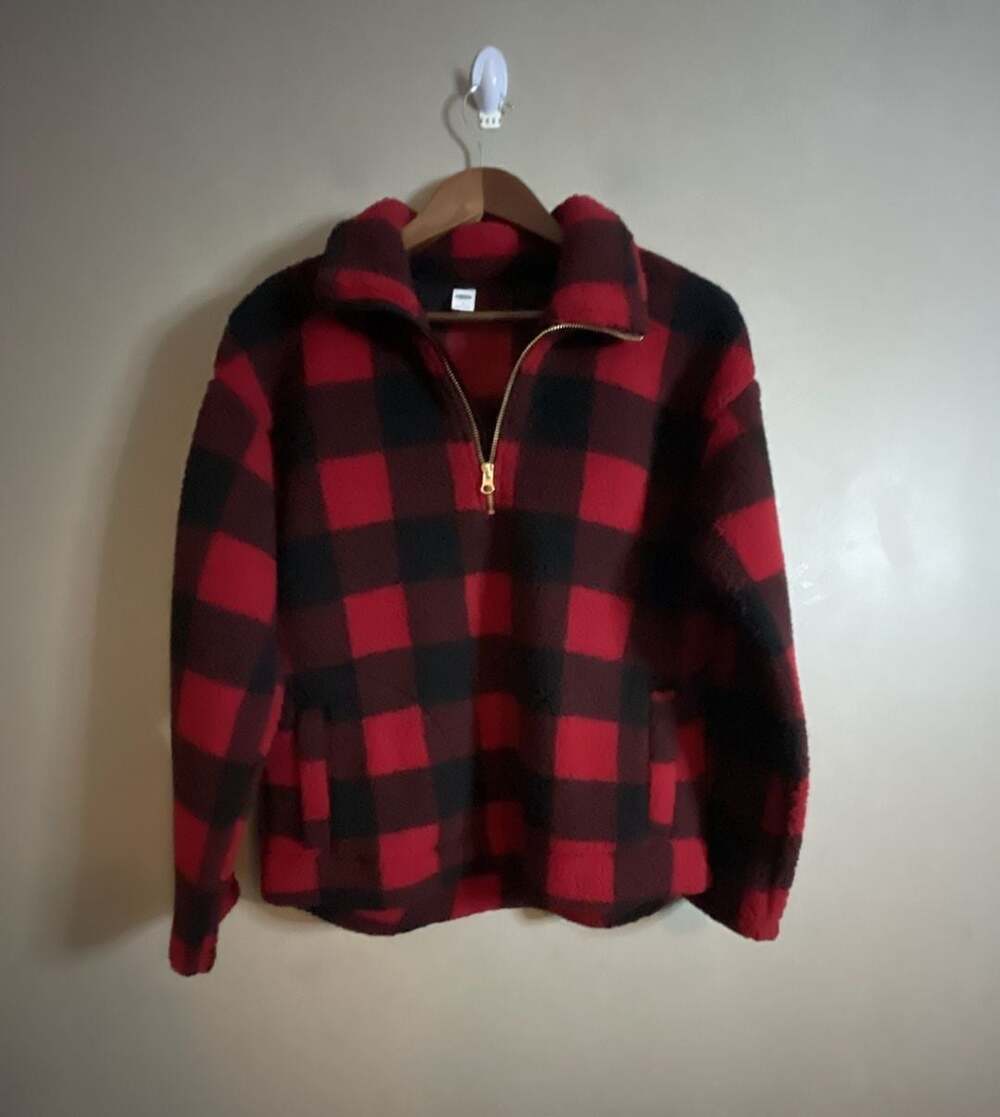 Old Navy Women's Buffalo Plaid Fleece Quarter-Zip Pullover
